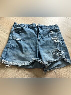 American Eagle Outfitters Distressed Denim Shorts - Light Blue